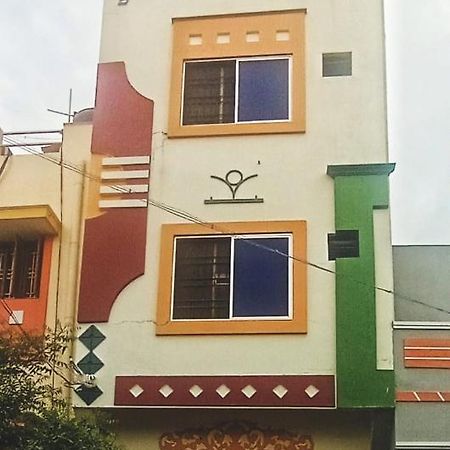 Thiru Arunai Guest House Tiruvannamalai Bagian luar foto