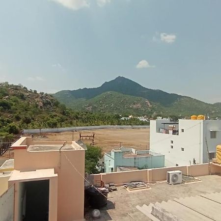 Thiru Arunai Guest House Tiruvannamalai Bagian luar foto
