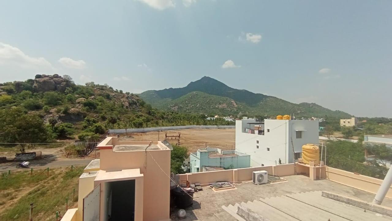 Thiru Arunai Guest House Tiruvannamalai Bagian luar foto